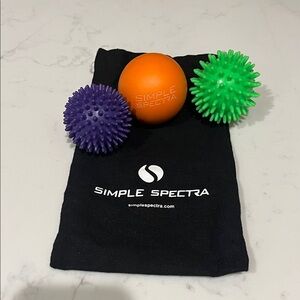 SIMPLE SPECTRA: Massage Balls